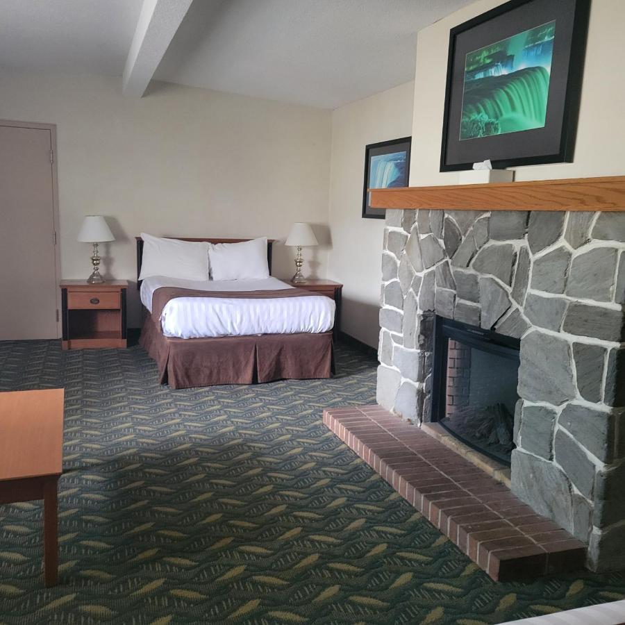 Travelodge By Wyndham Niagara Falls At The Falls Ngoại thất bức ảnh