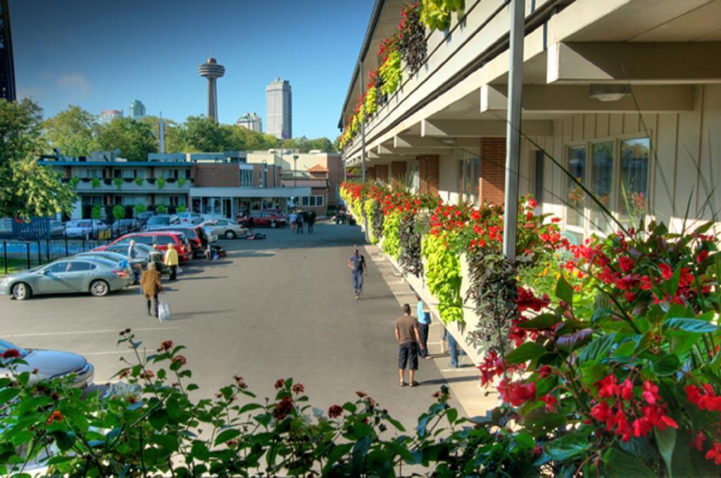 Travelodge By Wyndham Niagara Falls At The Falls Ngoại thất bức ảnh