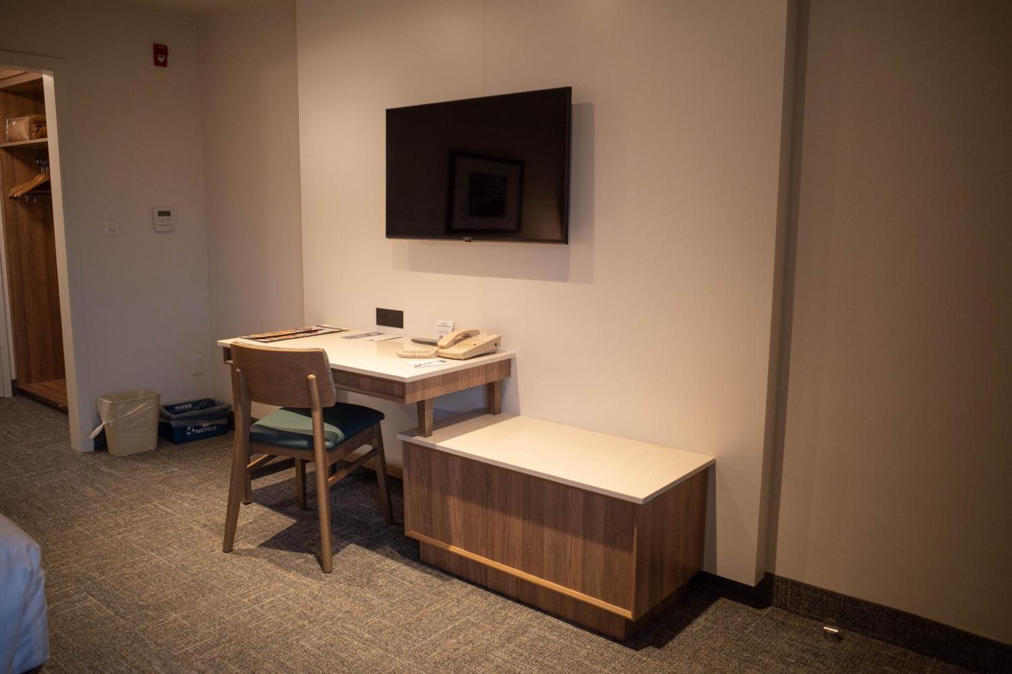 Travelodge By Wyndham Niagara Falls At The Falls Ngoại thất bức ảnh