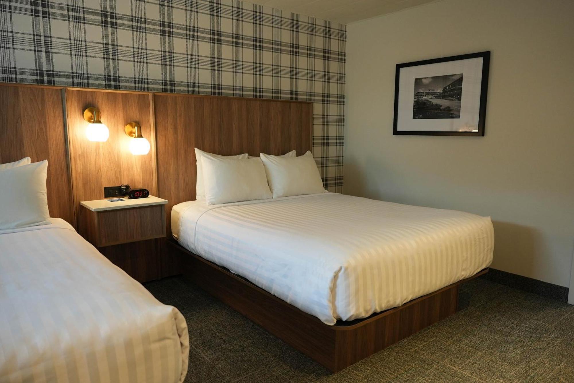 Travelodge By Wyndham Niagara Falls At The Falls Ngoại thất bức ảnh