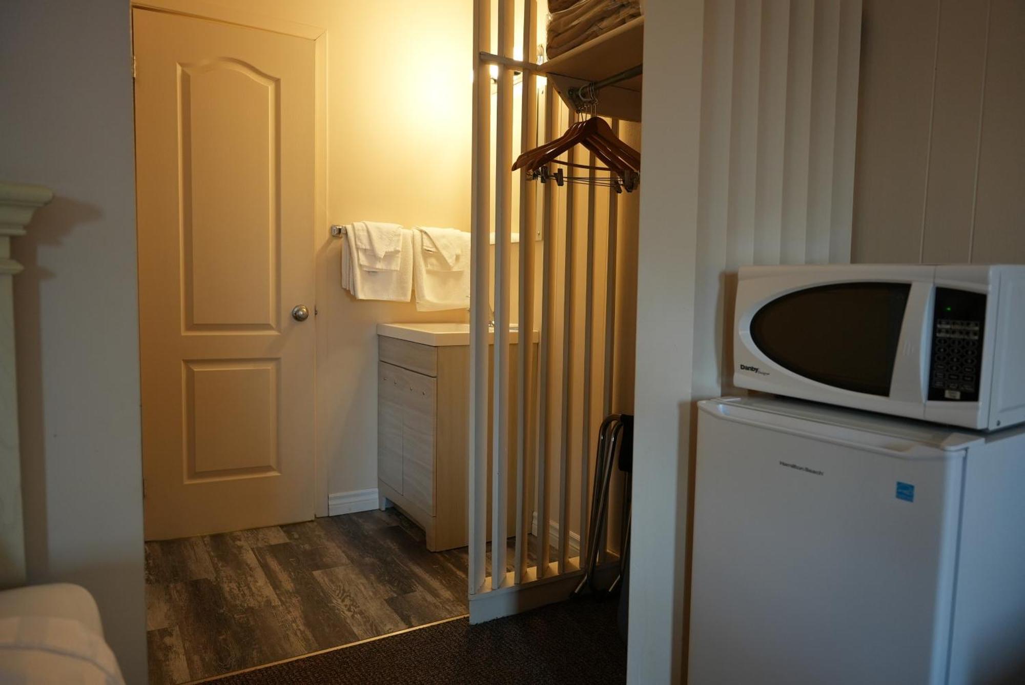 Travelodge By Wyndham Niagara Falls At The Falls Ngoại thất bức ảnh